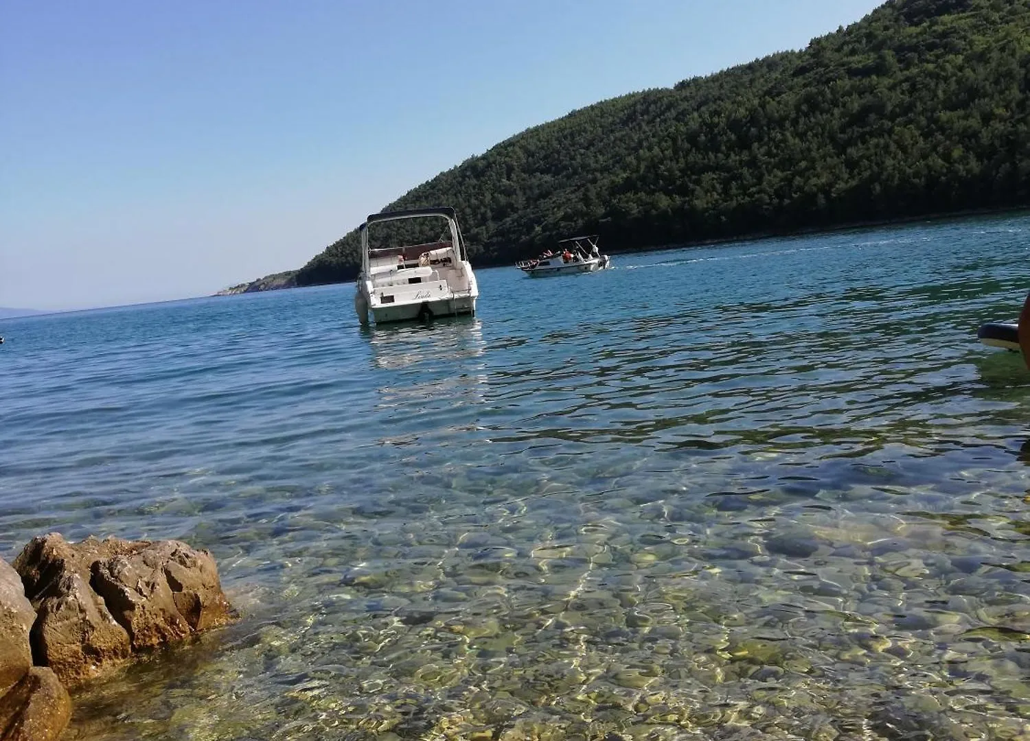 Beachfront - 2 Bedrooms - 4 Guests - Barbecue Labin  Labin (Istria)